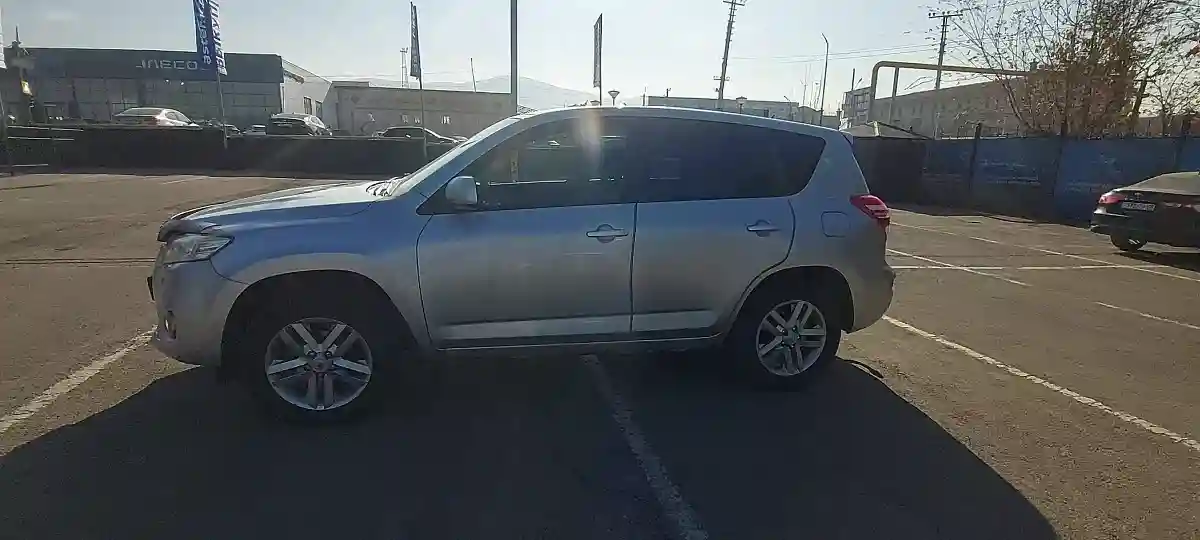 Toyota RAV4 2010 года за 9 000 000 тг. в Алматы