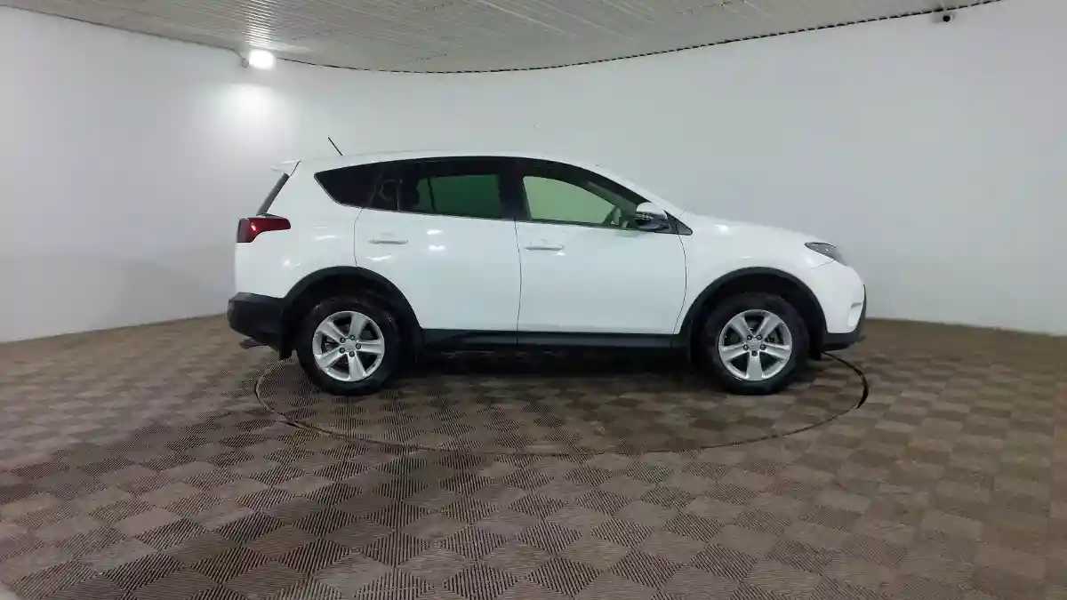 Toyota RAV4 2013 года за 8 990 000 тг. в Шымкент