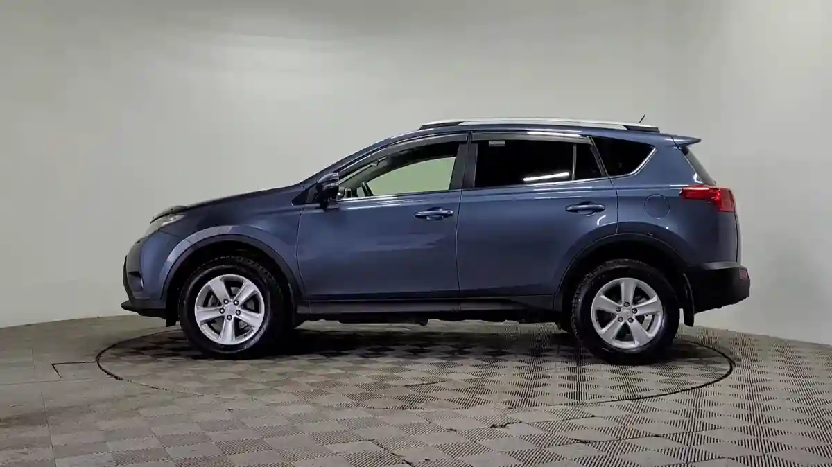 Toyota RAV4 2014 года за 9 390 000 тг. в Алматы