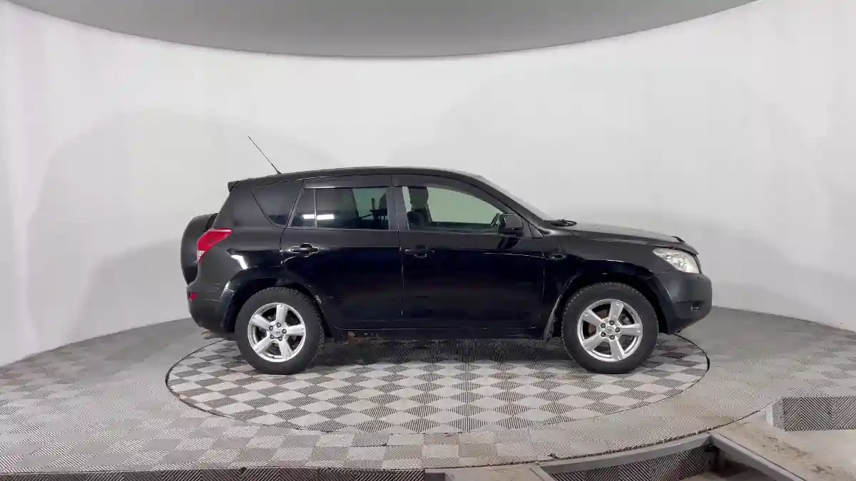 Toyota RAV4 2007 года за 5 250 000 тг. в Караганда