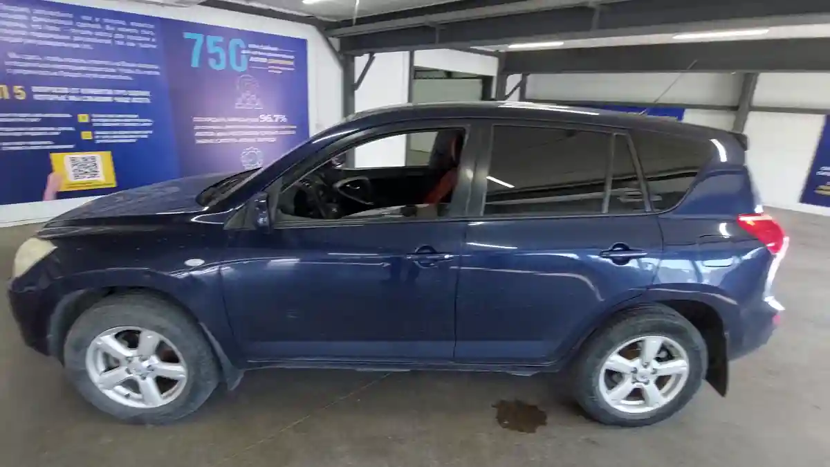 Toyota RAV4 2006 года за 6 000 000 тг. в Астана