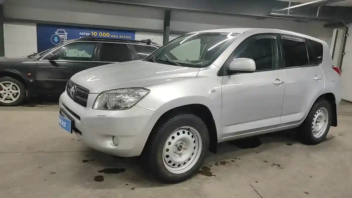 Toyota RAV4 2006 года за 5 500 000 тг. в Астана