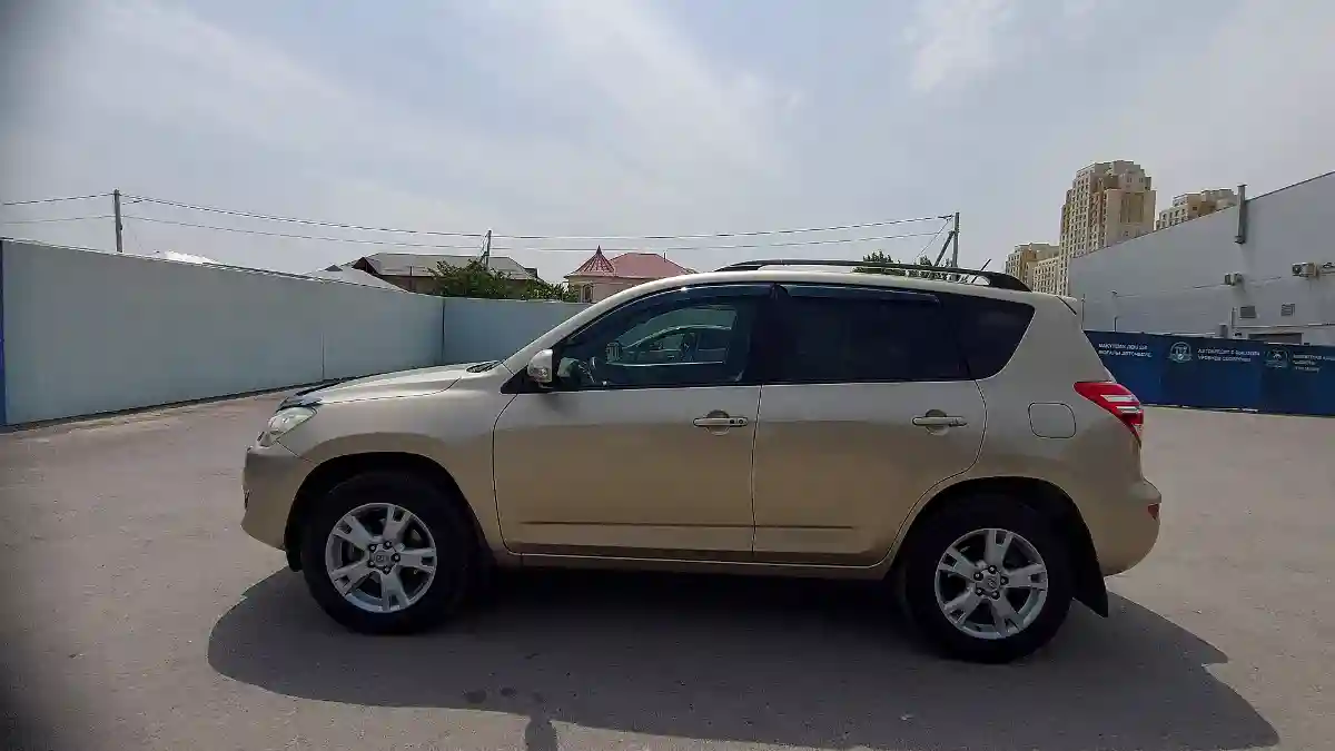 Toyota RAV4 2010 года за 8 800 000 тг. в Шымкент