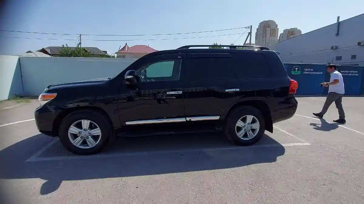 Toyota Land Cruiser 2014 года за 20 000 000 тг. в Шымкент