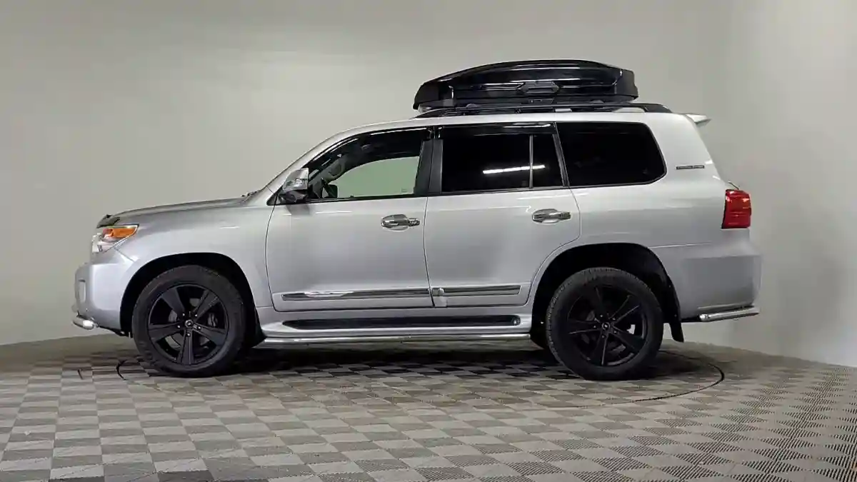 Toyota Land Cruiser 2013 года за 23 900 000 тг. в Алматы