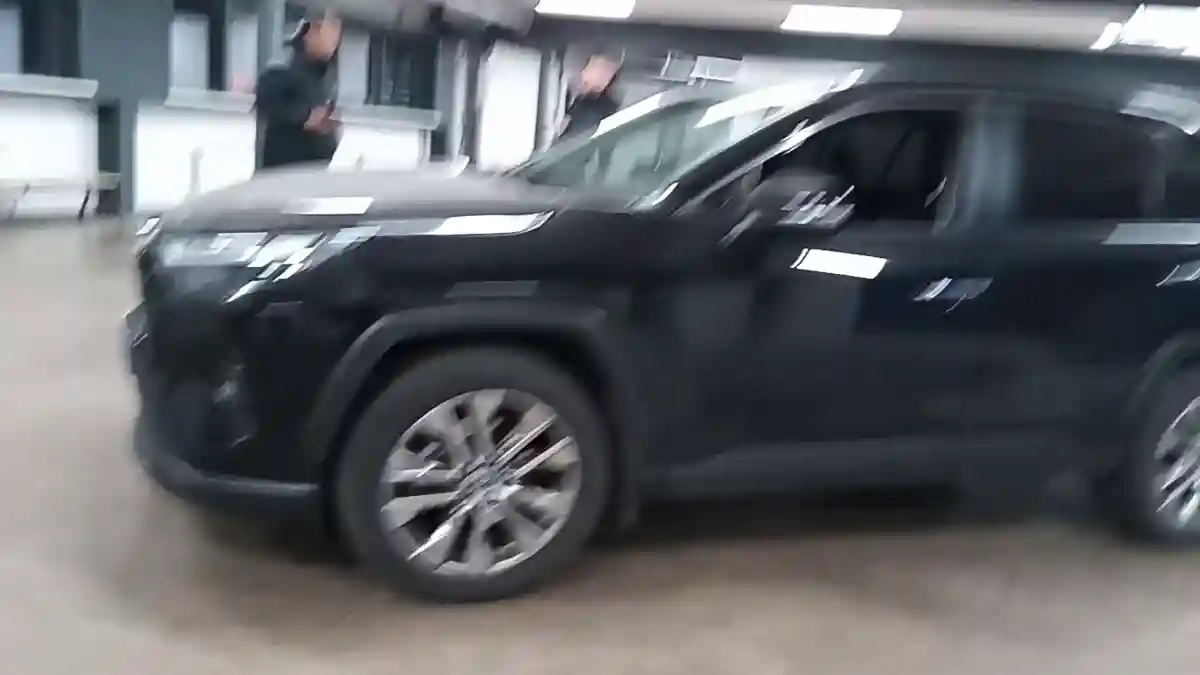 Toyota RAV4 2023 года за 19 500 000 тг. в Астана