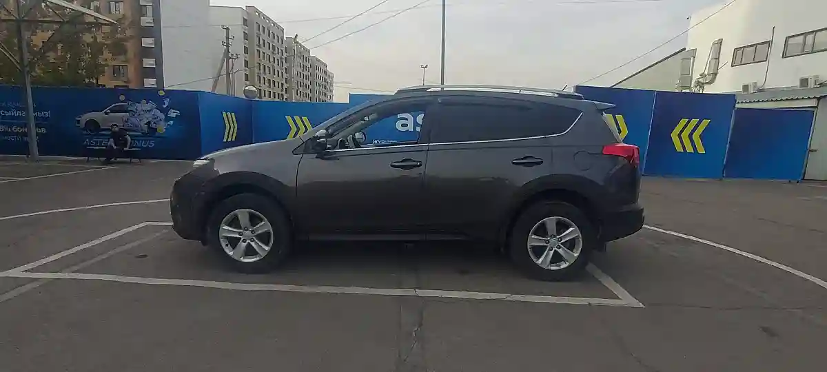 Toyota RAV4 2013 года за 11 000 000 тг. в Алматы