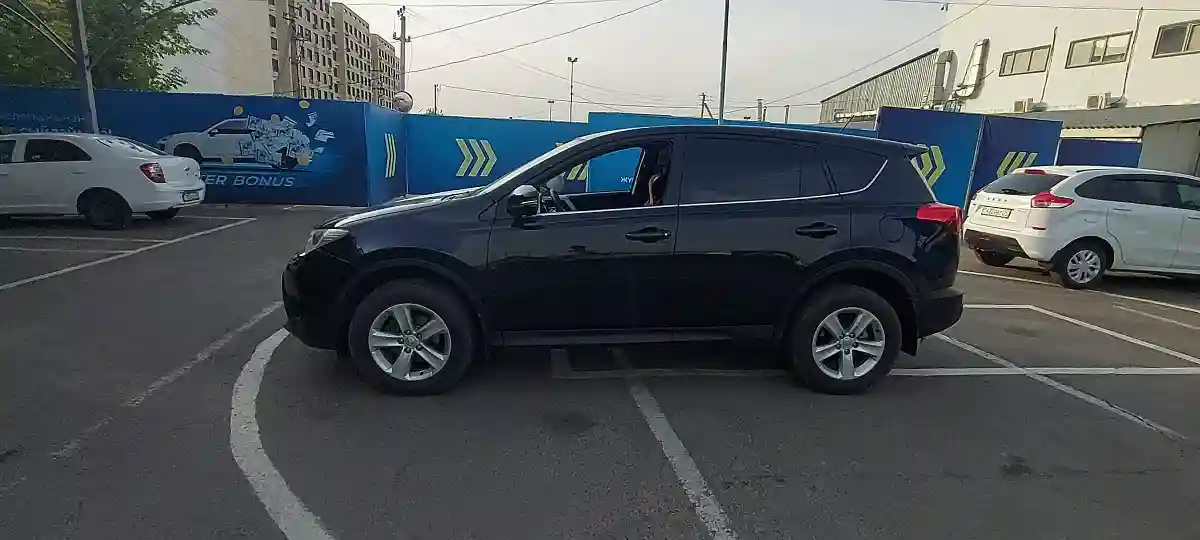 Toyota RAV4 2013 года за 9 000 000 тг. в Алматы