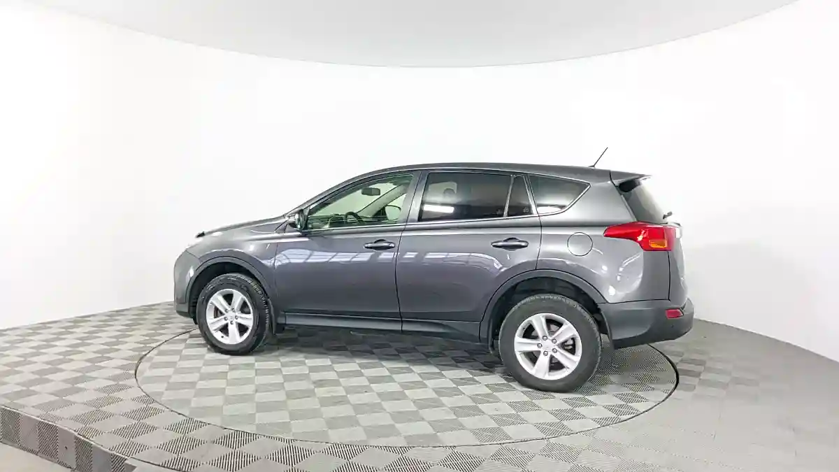 Toyota RAV4 2013 года за 9 990 000 тг. в Караганда