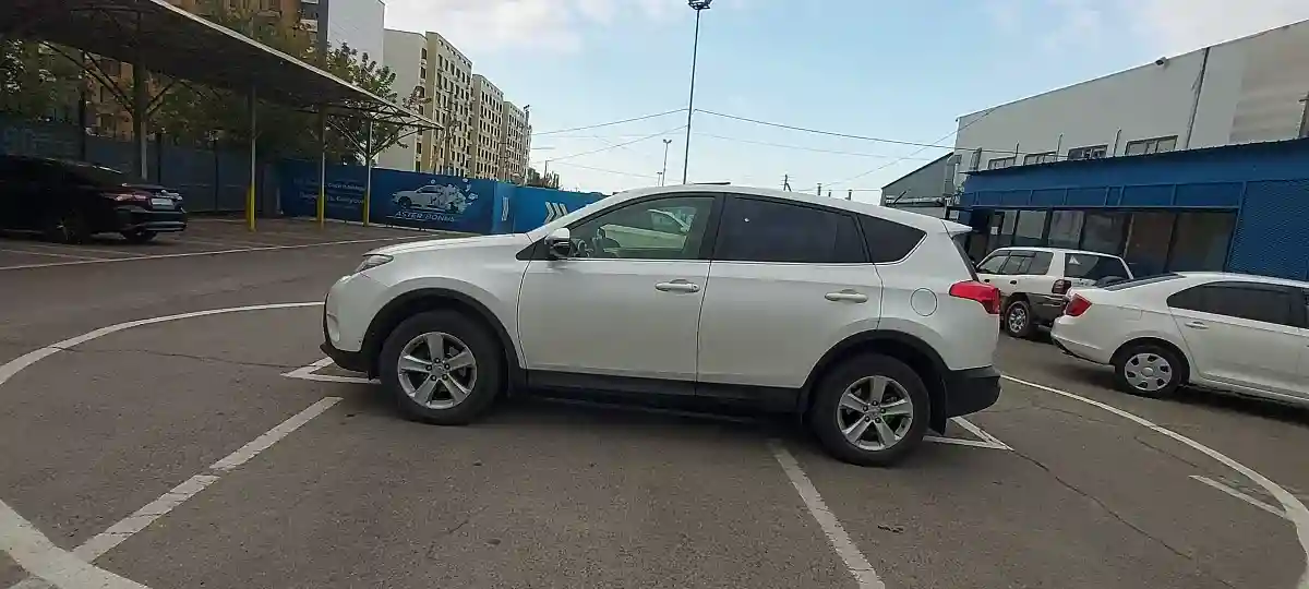 Toyota RAV4 2013 года за 12 000 000 тг. в Алматы