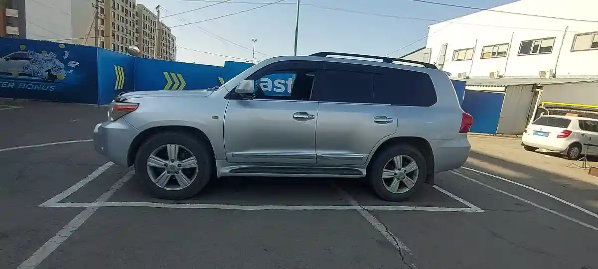 Toyota Land Cruiser 2010 года за 15 000 000 тг. в Алматы