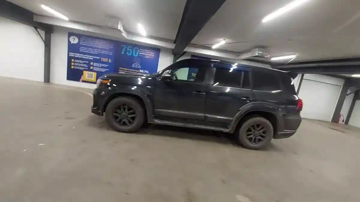 Toyota Land Cruiser 2013 года за 22 000 000 тг. в Астана