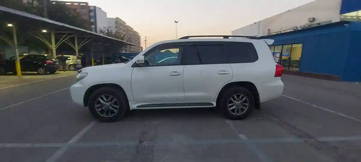 Toyota Land Cruiser 2013 года за 20 000 000 тг. в Алматы