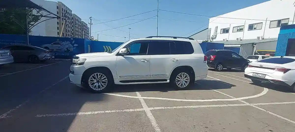 Toyota Land Cruiser 2011 года за 17 000 000 тг. в Алматы