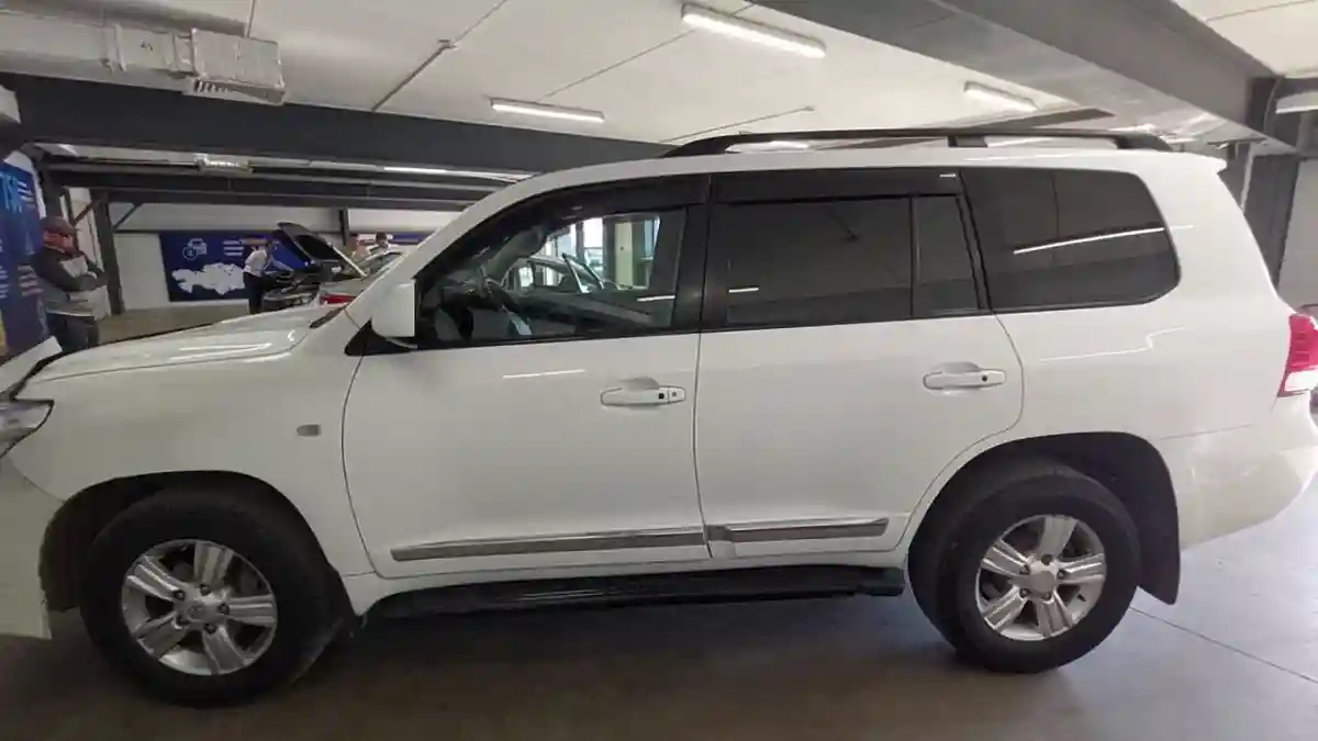 Toyota Land Cruiser 2009 года за 15 000 000 тг. в Астана