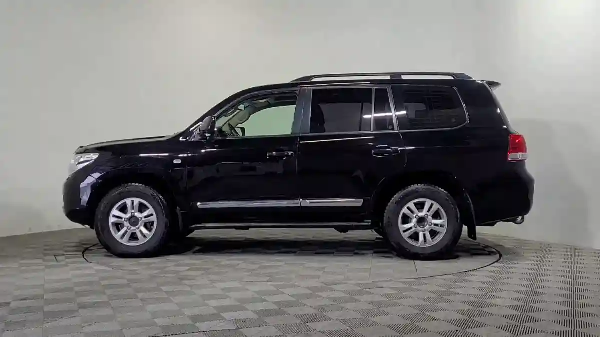 Toyota Land Cruiser 2011 года за 17 590 000 тг. в Алматы