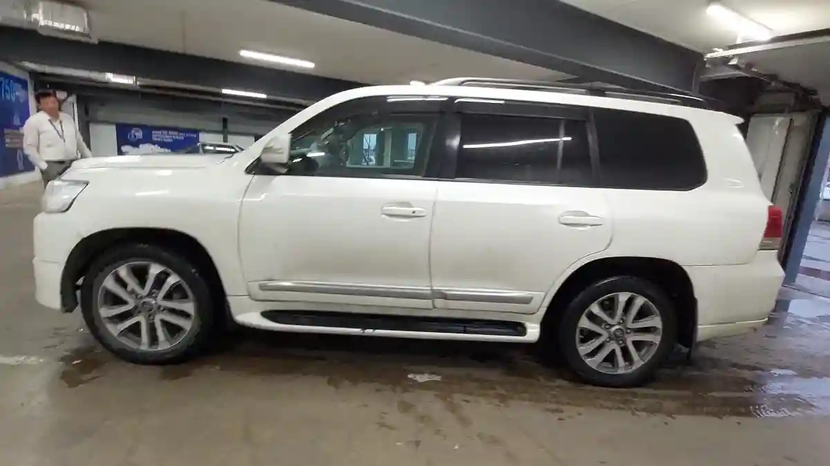 Toyota Land Cruiser 2008 года за 15 000 000 тг. в Астана