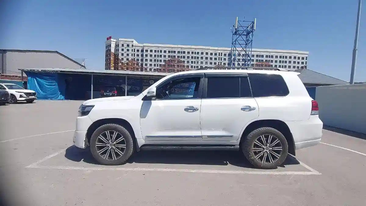 Toyota Land Cruiser 2010 года за 17 000 000 тг. в Шымкент