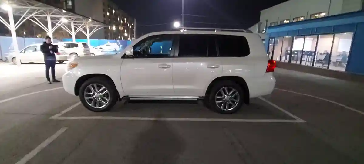 Toyota Land Cruiser 2012 года за 19 500 000 тг. в Алматы