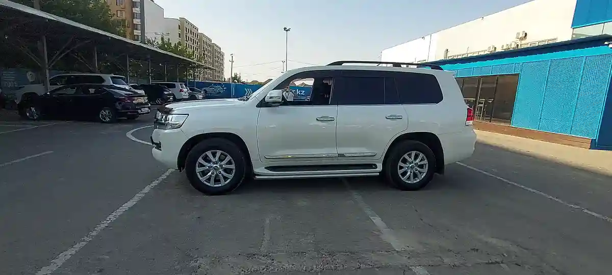 Toyota Land Cruiser 2019 года за 40 000 000 тг. в Алматы