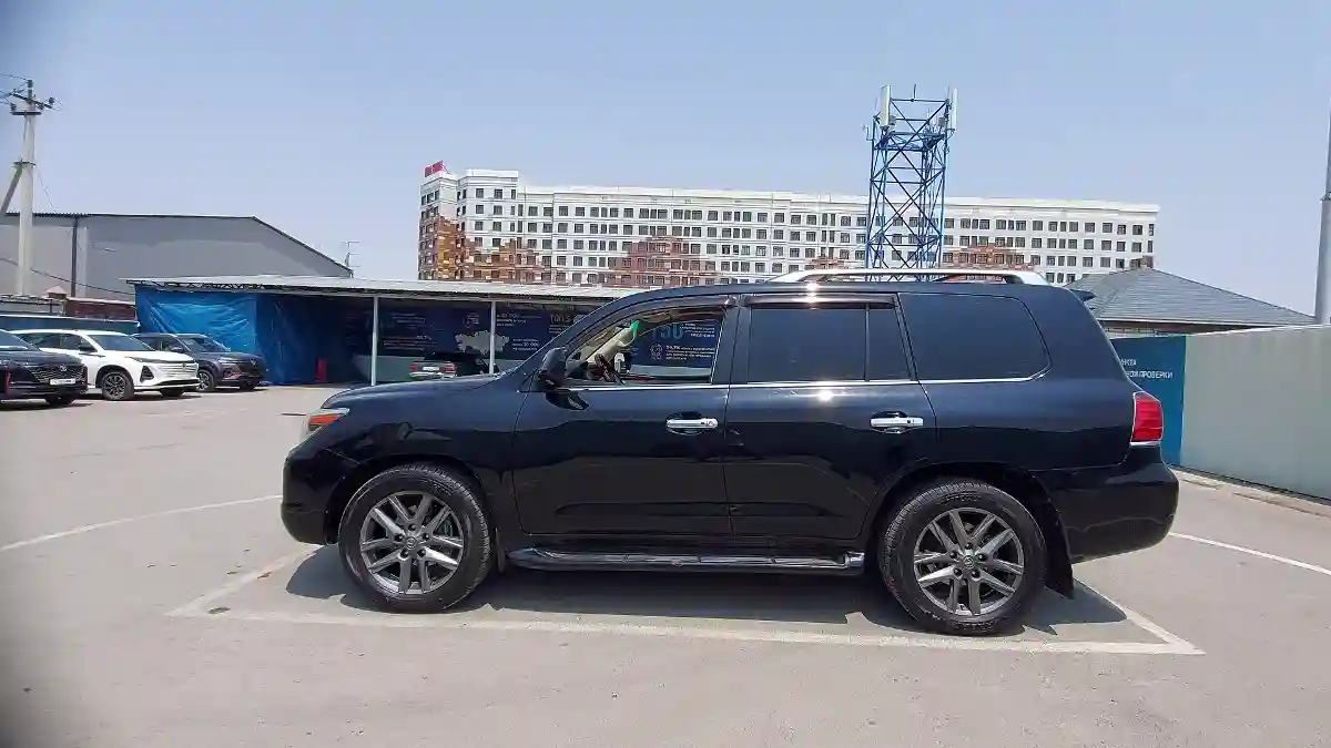 Toyota Land Cruiser 2016 года за 33 000 000 тг. в Шымкент