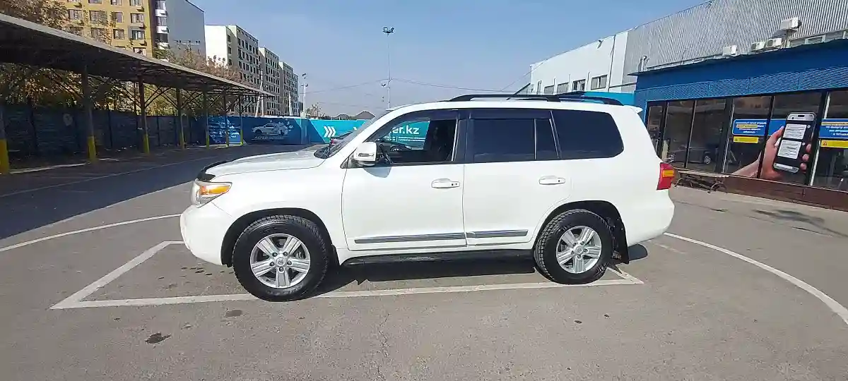 Toyota Land Cruiser 2014 года за 26 000 000 тг. в Алматы
