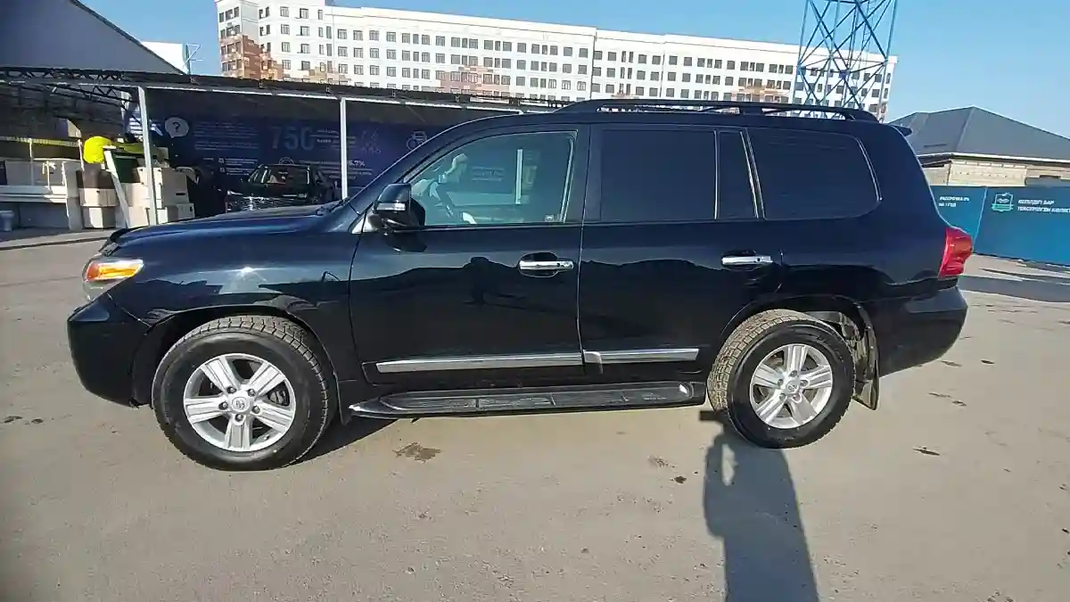 Toyota Land Cruiser 2012 года за 25 000 000 тг. в Шымкент