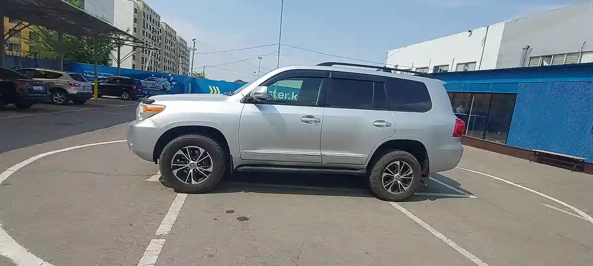 Toyota Land Cruiser 2013 года за 22 000 000 тг. в Алматы