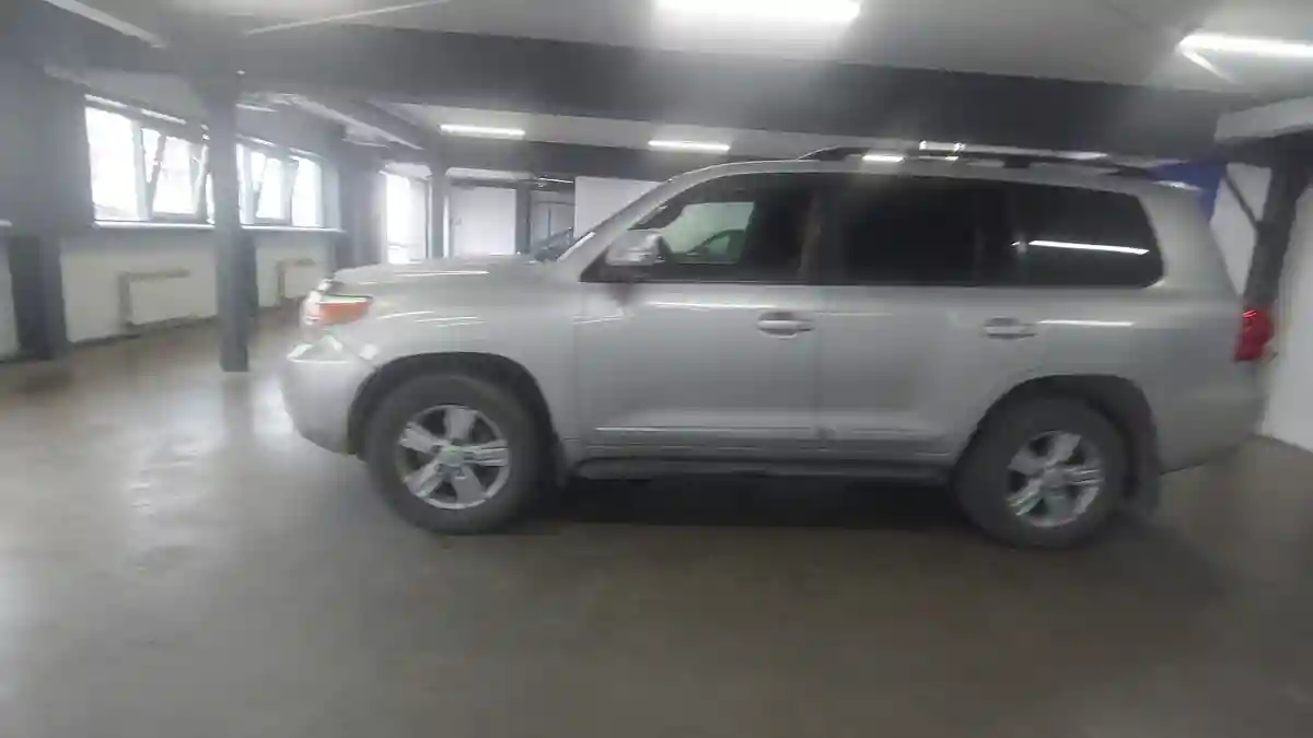 Toyota Land Cruiser 2012 года за 22 000 000 тг. в Астана