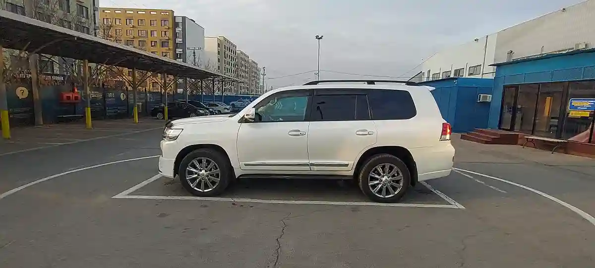 Toyota Land Cruiser 2014 года за 24 000 000 тг. в Алматы