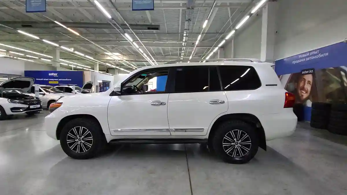 Toyota Land Cruiser 2014 года за 25 000 000 тг. в Усть-Каменогорск