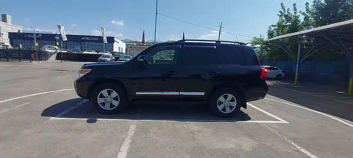 Toyota Land Cruiser 2013 года за 24 000 000 тг. в Алматы