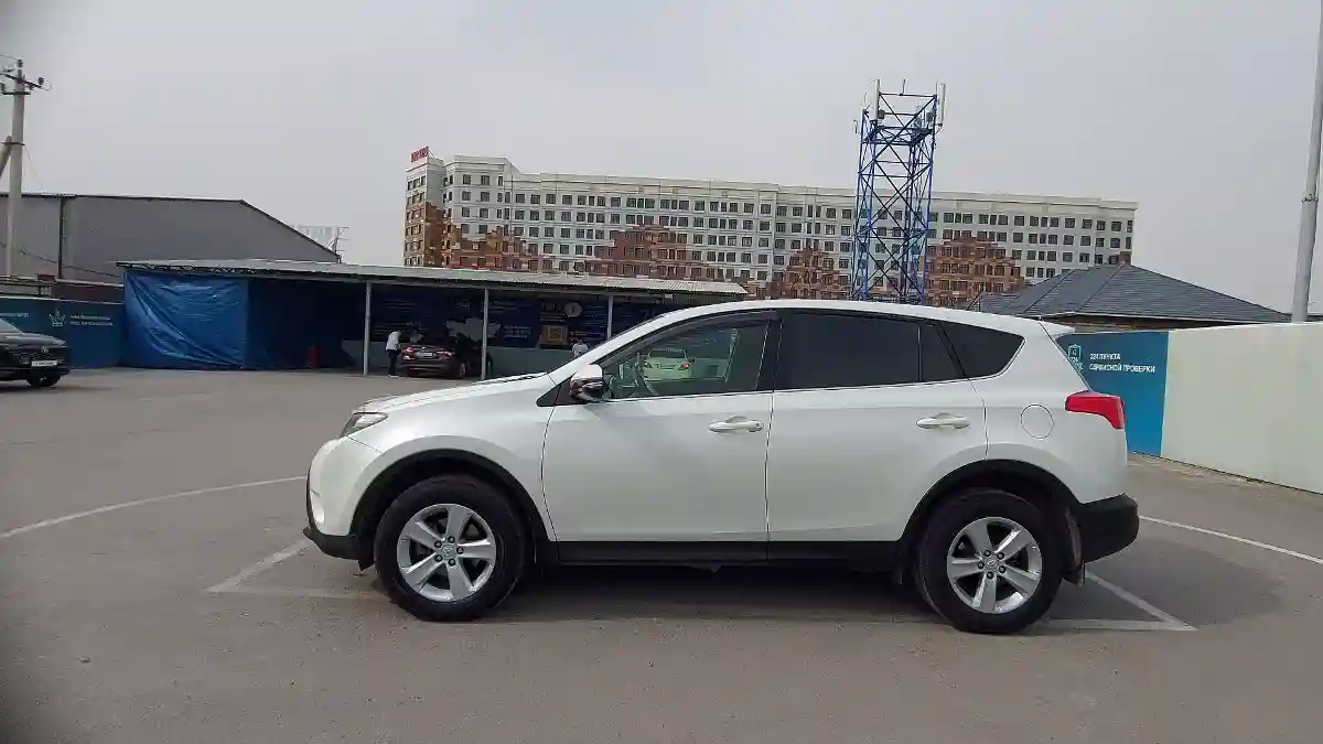 Toyota RAV4 2013 года за 10 000 000 тг. в Шымкент