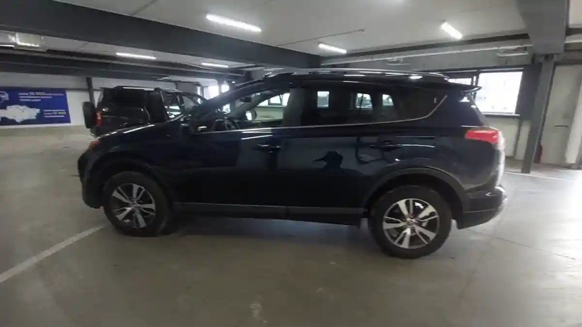 Toyota RAV4 2017 года за 11 500 000 тг. в Астана