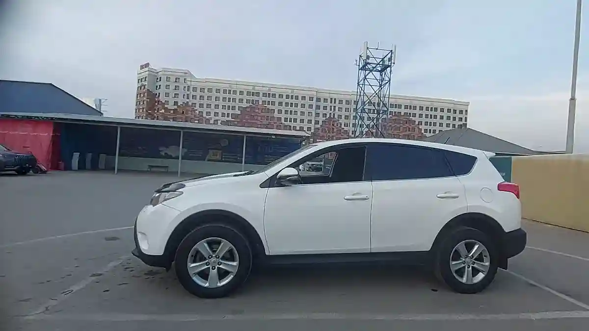 Toyota RAV4 2013 года за 5 100 000 тг. в Шымкент