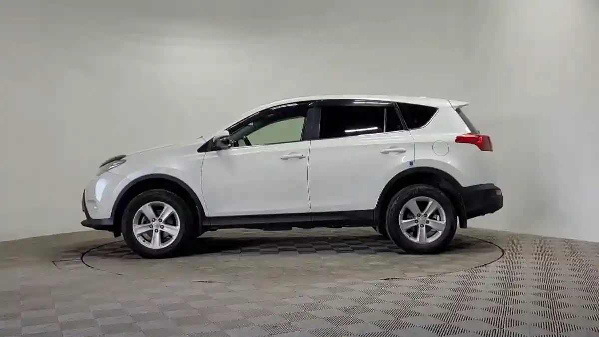 Toyota RAV4 2014 года за 9 790 000 тг. в Алматы