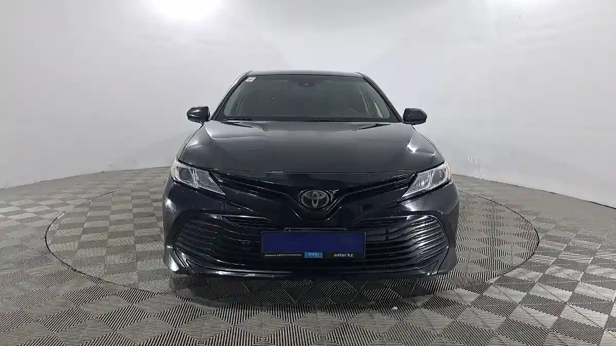 Toyota Camry 2017 года за 10 950 000 тг. в Павлодар