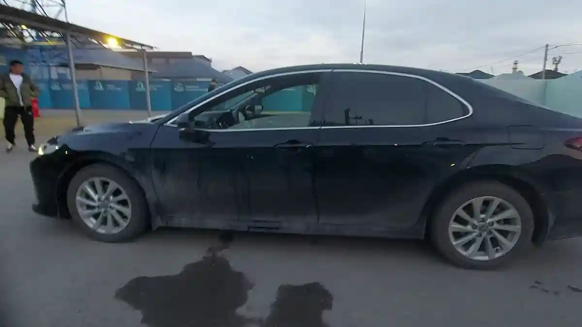 Toyota Camry 2023 года за 14 500 000 тг. в Шымкент