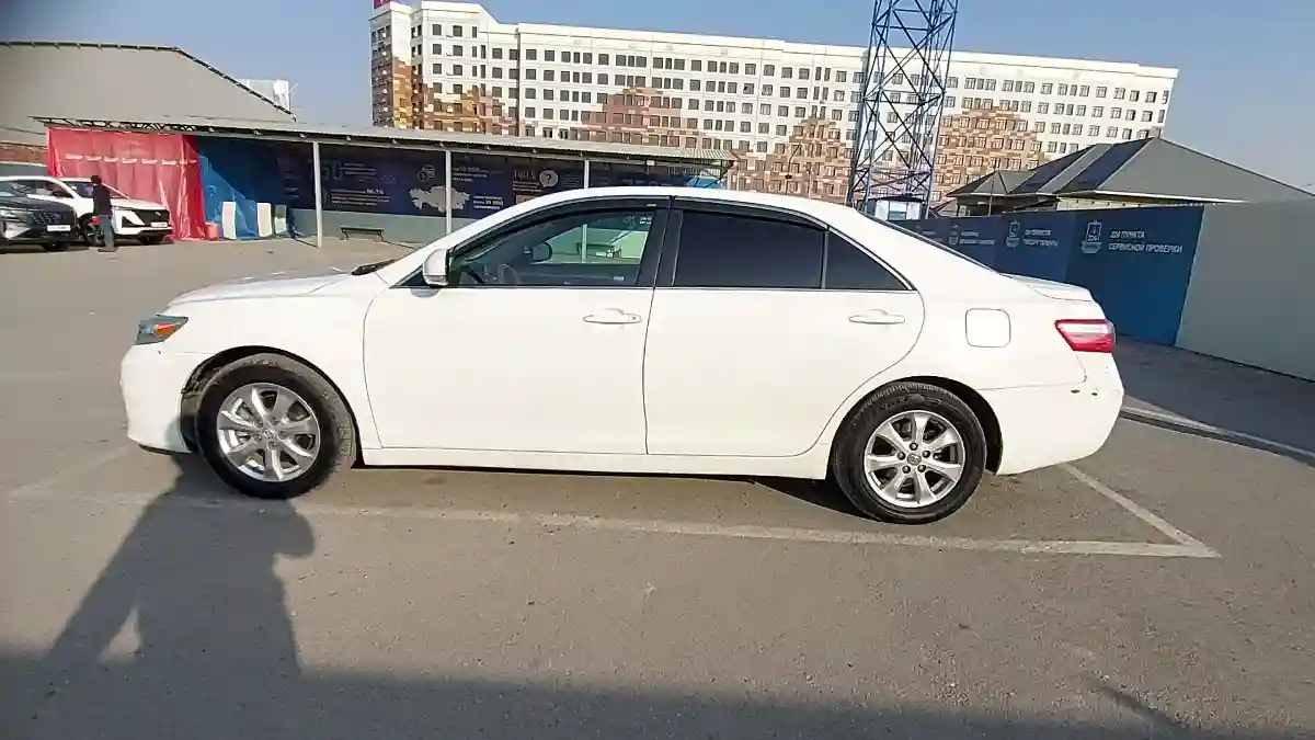 Toyota Camry 2010 года за 9 000 000 тг. в Шымкент