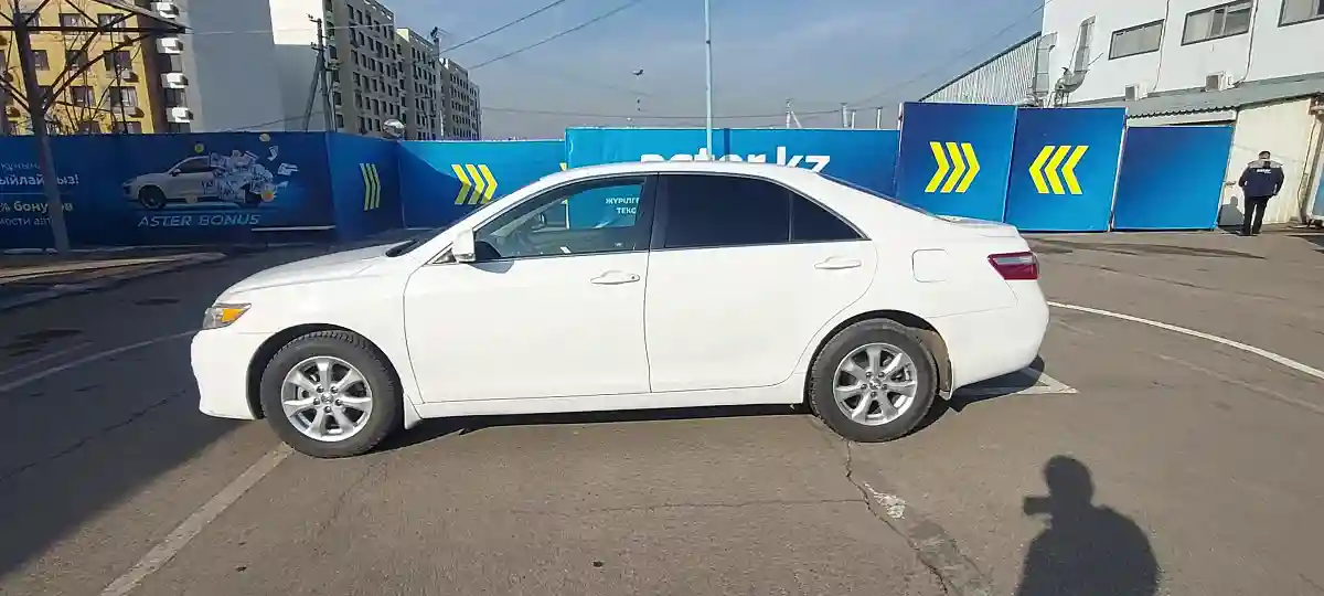 Toyota Camry 2010 года за 7 400 000 тг. в Алматы