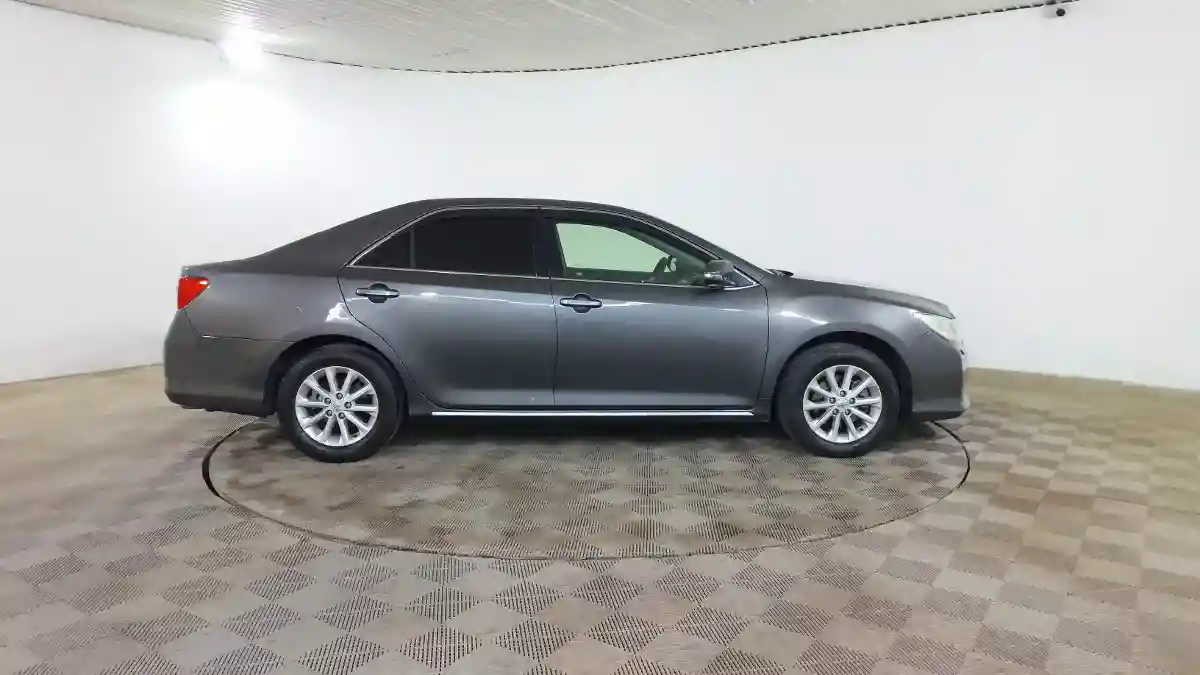Toyota Camry 2012 года за 9 390 000 тг. в Шымкент