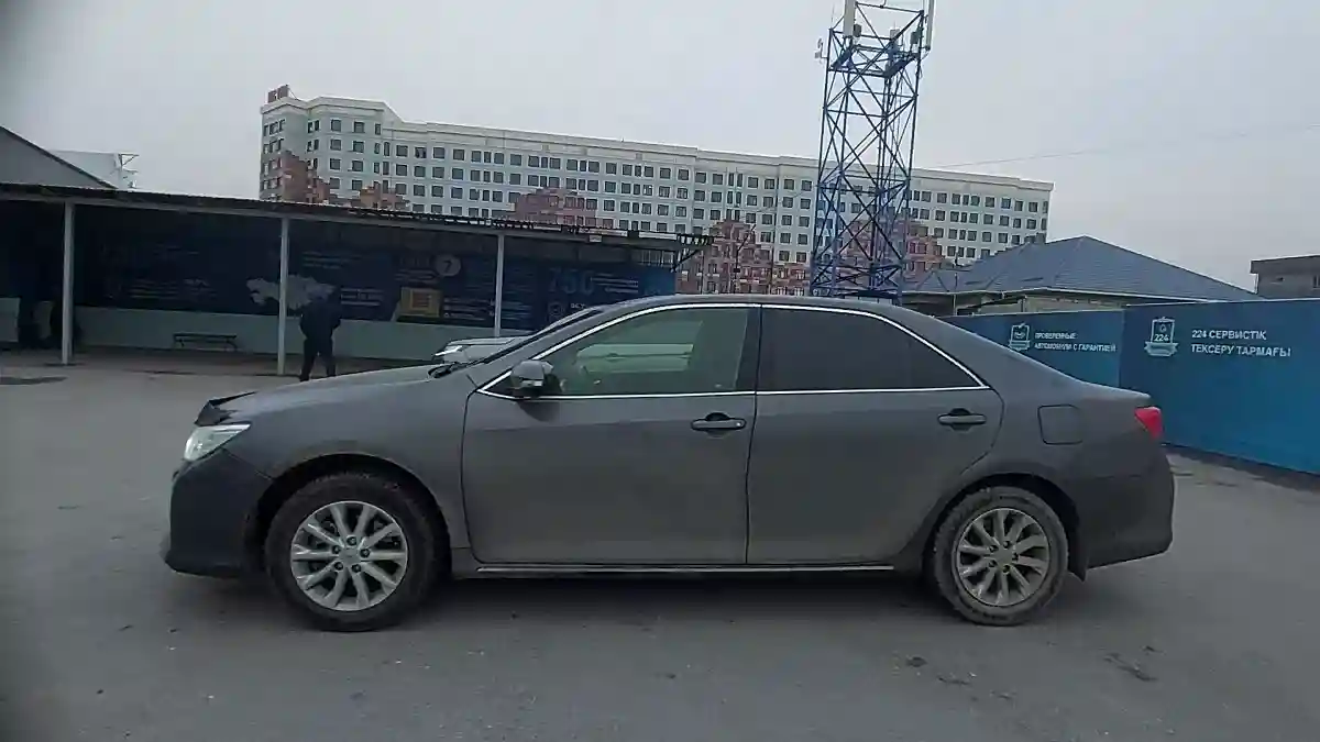 Toyota Camry 2012 года за 8 500 000 тг. в Шымкент