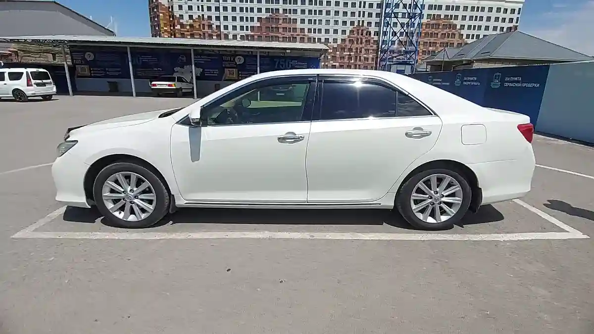 Toyota Camry 2012 года за 10 000 000 тг. в Шымкент