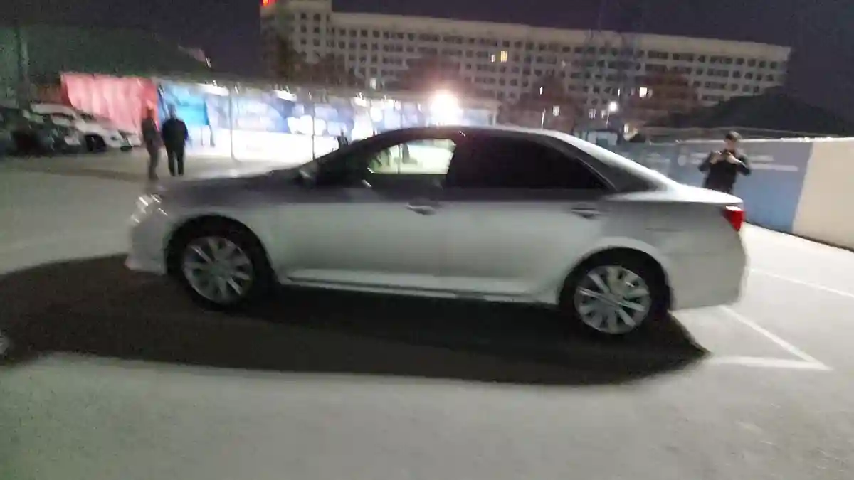 Toyota Camry 2012 года за 10 000 000 тг. в Шымкент