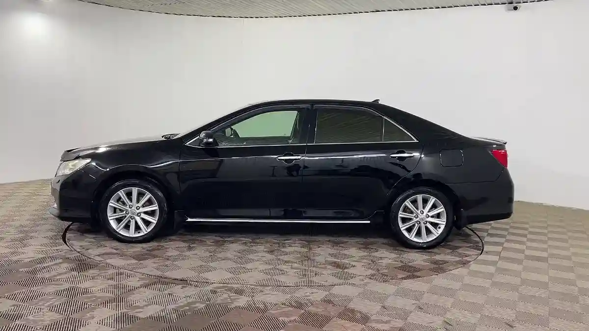 Toyota Camry 2012 года за 9 930 000 тг. в Шымкент