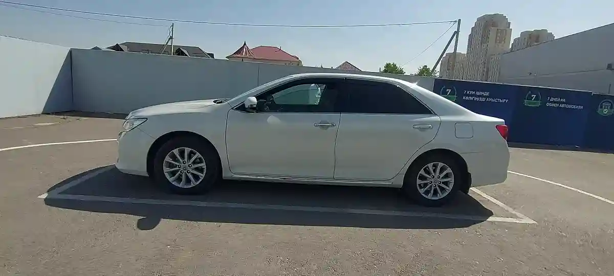 Toyota Camry 2012 года за 10 290 000 тг. в Шымкент