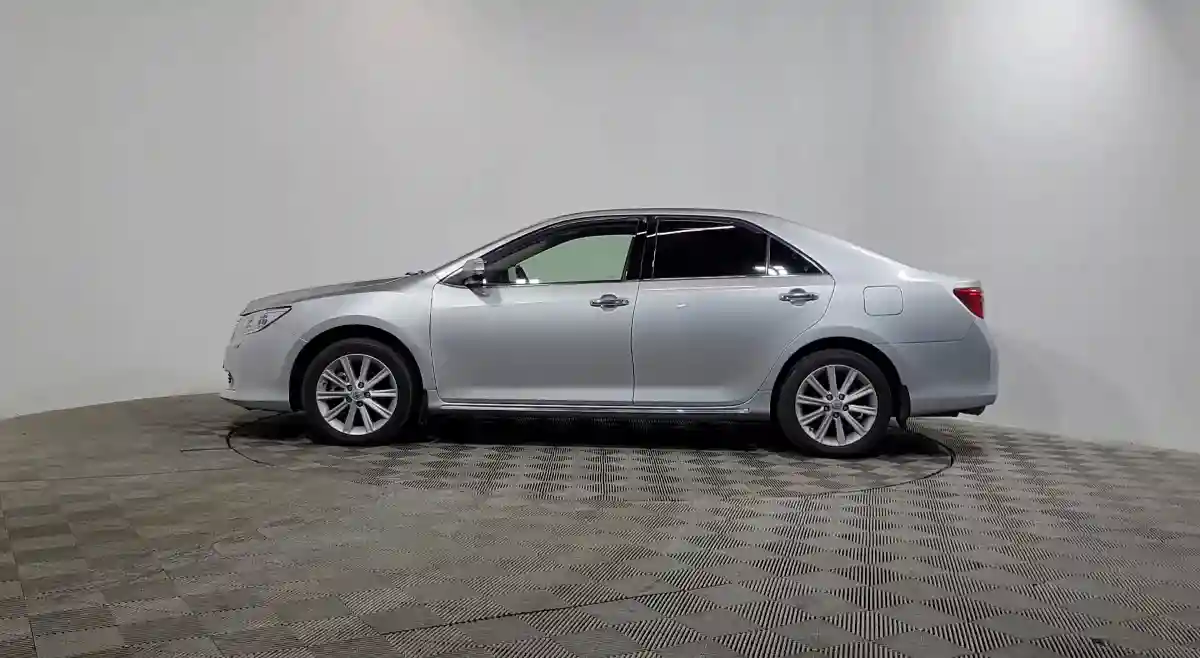 Toyota Camry 2011 года за 10 290 000 тг. в Алматы