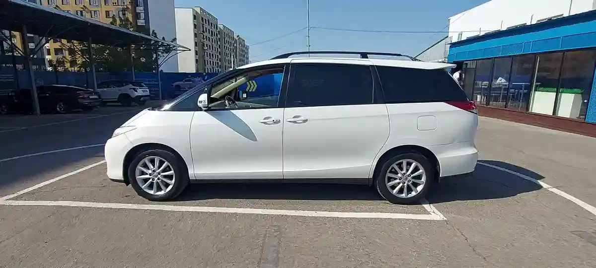 Toyota Previa 2014 года за 12 000 000 тг. в Алматы