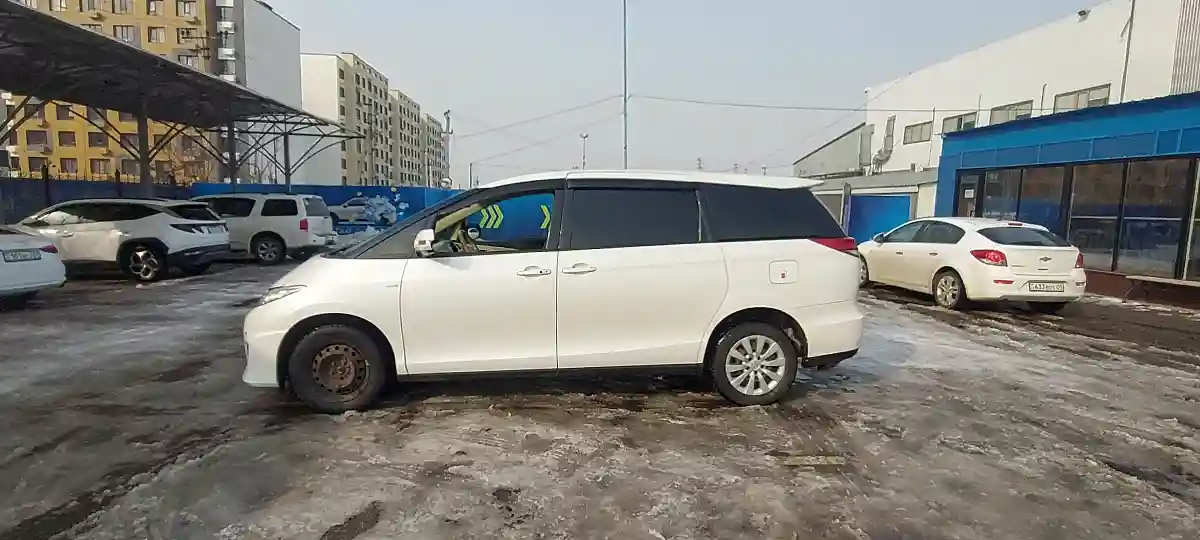 Toyota Previa 2014 года за 11 000 000 тг. в Алматы