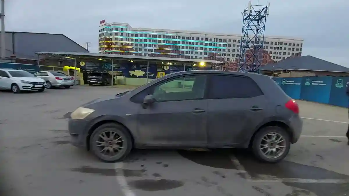 Toyota Auris 2007 года за 5 500 000 тг. в Шымкент